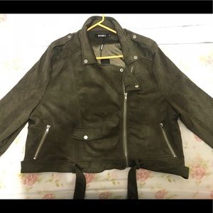 Misguided plus velvet biker jacket